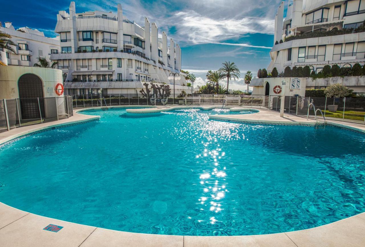 Duplex Apartment On The Beach 71 Marbella Exterior photo
